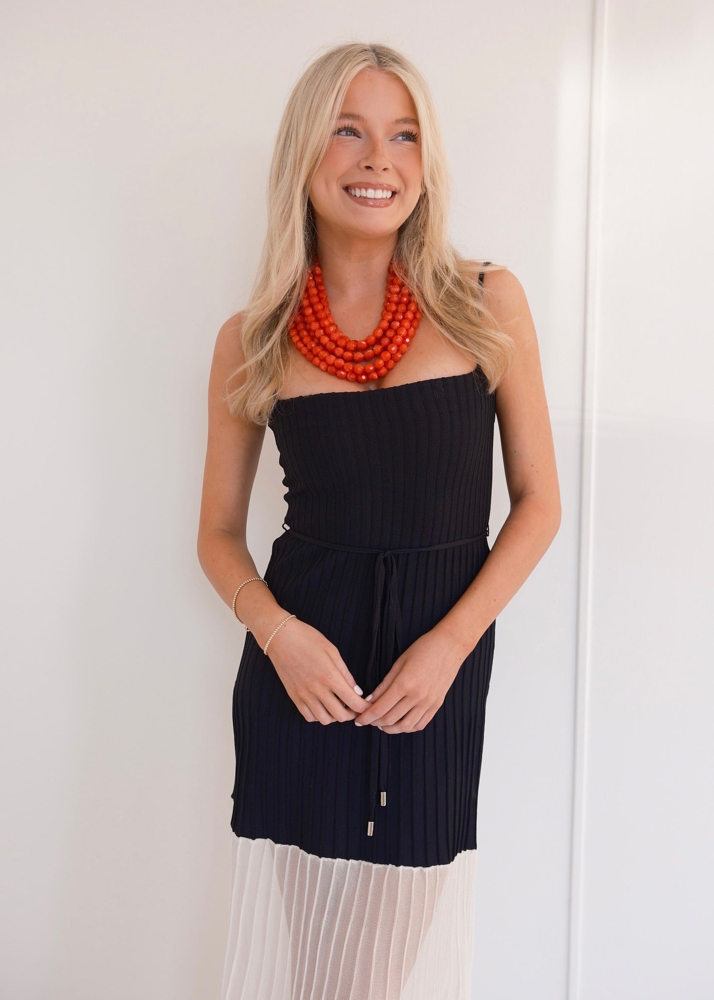 Two Toned Maxi Dress -Black/White