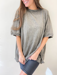 Oversized Tina Tee