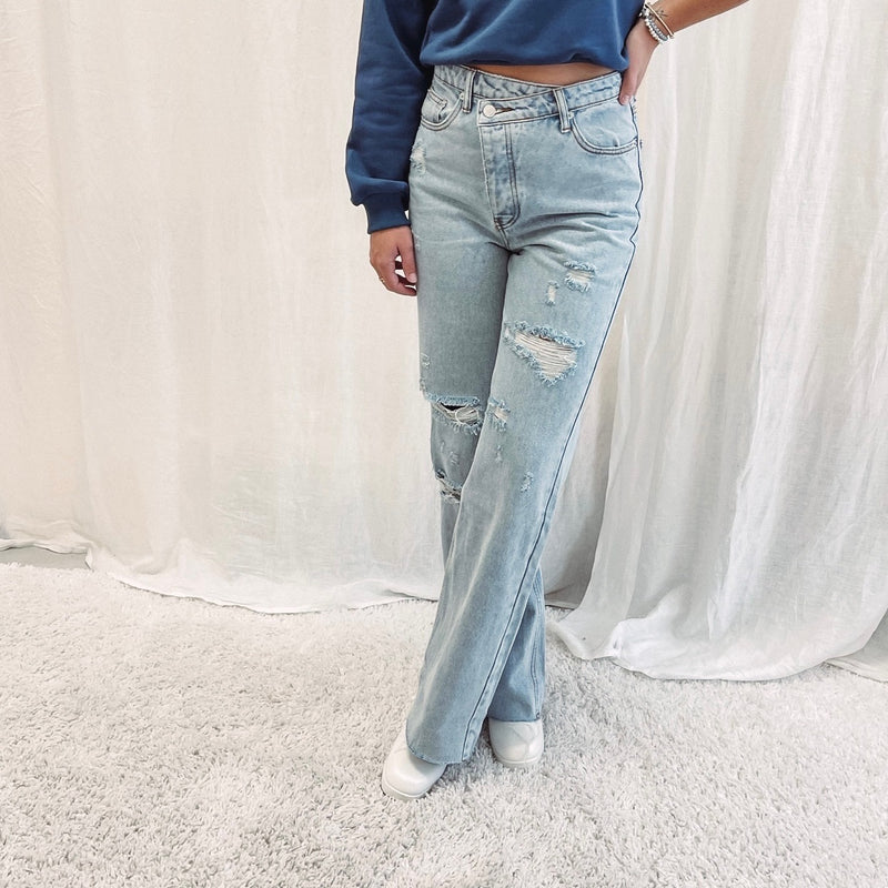 Taylor Asymmetric Jeans