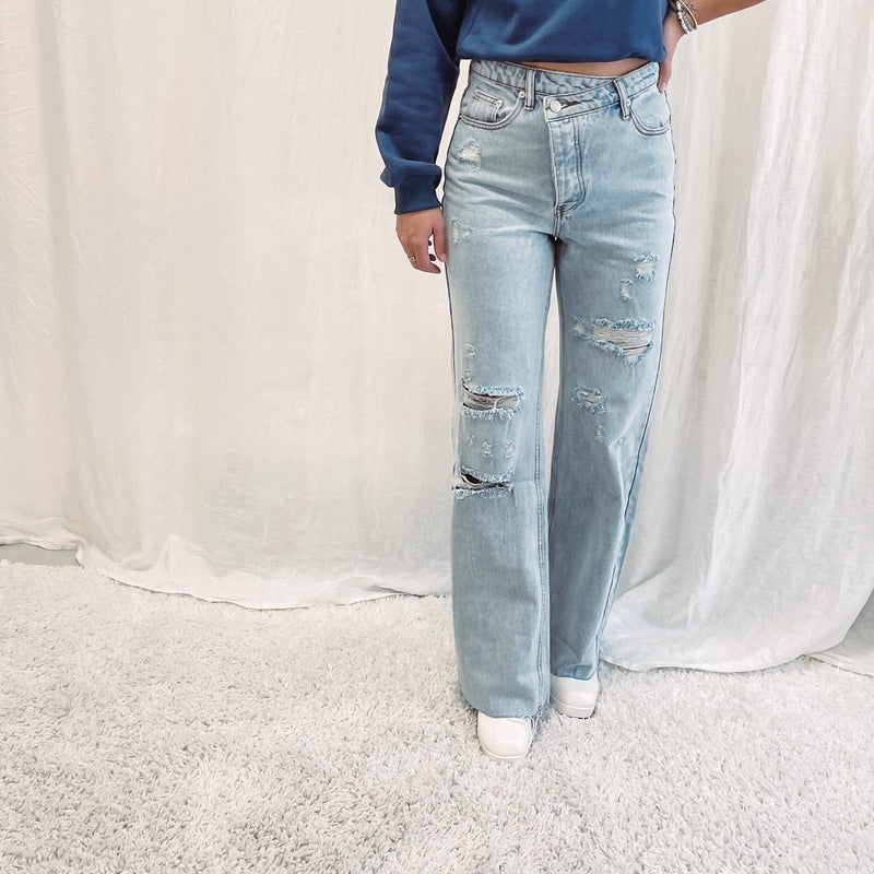 Taylor Asymmetric Jeans