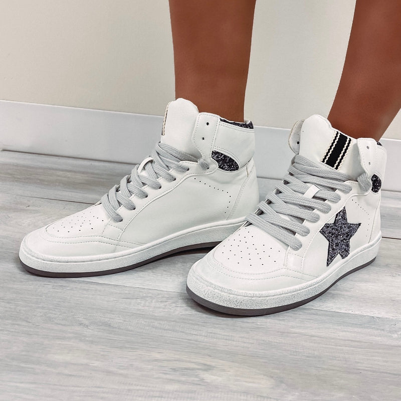 Rue Star Sneakers